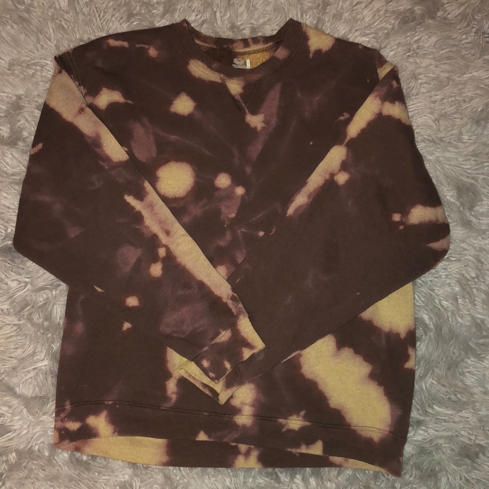 Bleach tie-dye sweatshirt